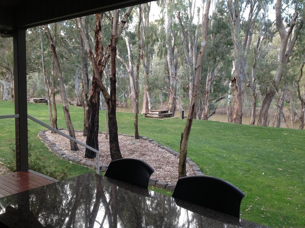 Riverspa Apartments Moama Exterior photo