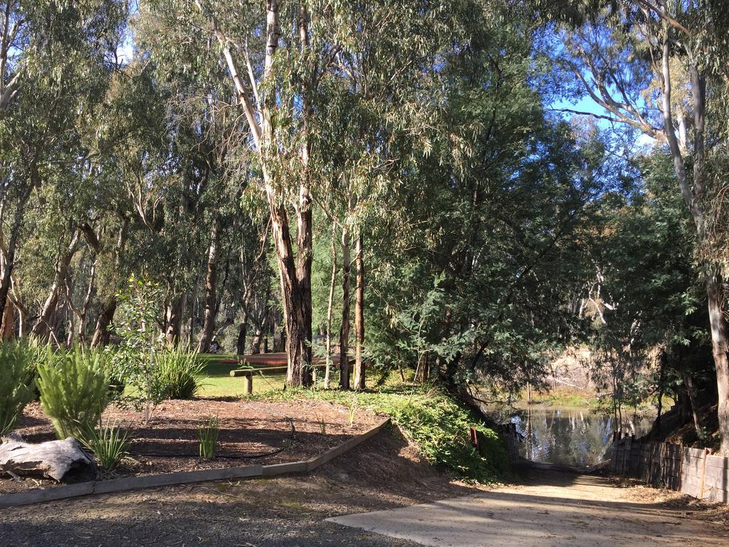 Riverspa Apartments Moama Exterior photo